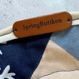 Nord husdjursbädd i öppen, helt utbredd form.