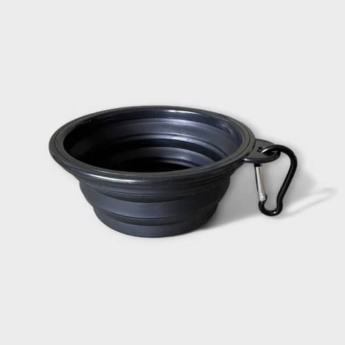 Kokoontaitettava vihreä silikoninen matkakulho karabiinihaalla, halkaisija 12 cm