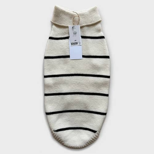 Cozy Hundtröja från H&M, i nyskick med etikett, visad på en hund