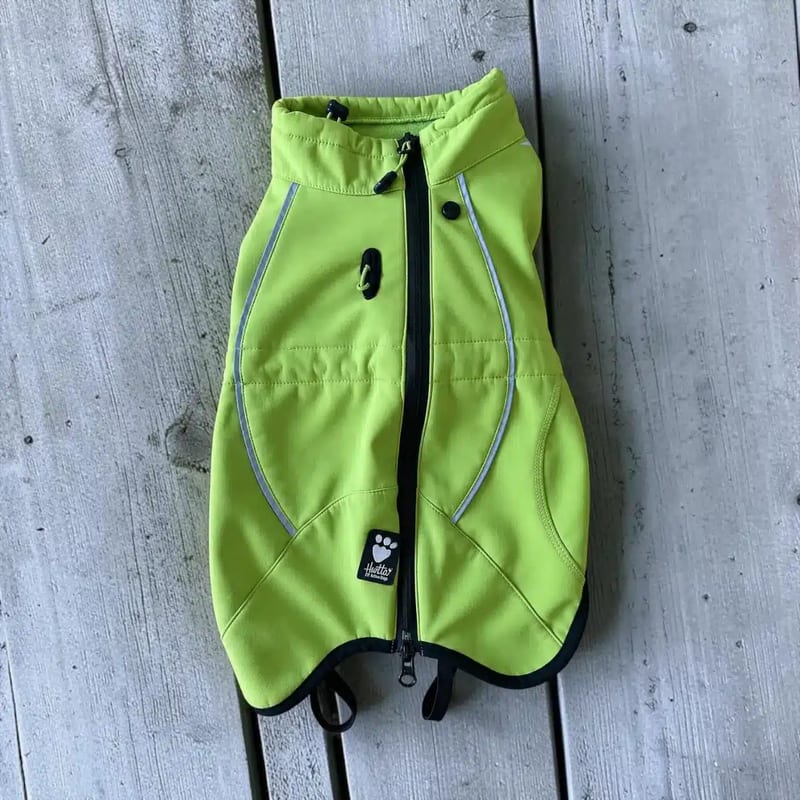 Hurtta Outdoors Frost Hundjacka grön framifrån